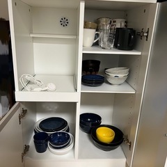 食器棚の画像