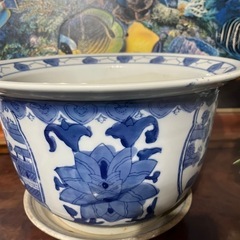 陶器の鉢⭐︎鉢カバー（お皿付き）です🪴）の画像