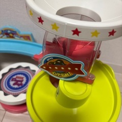 ディズニー ボールでごきげん! ジャンピング コースター マルチカラーの画像
