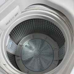 AQUA 7.0kg トップローディング洗濯機の画像