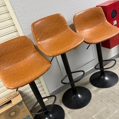 カウンターチェアの画像