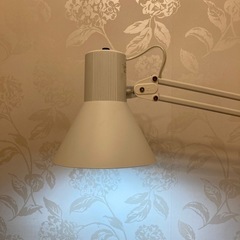 デスクライト　ホワイトの画像