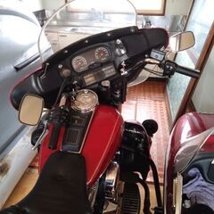 ハーレー　サイドカー付き　キャブの画像