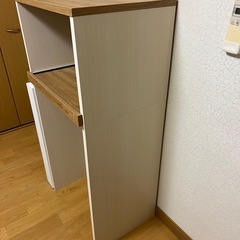 ニトリ　ゴミ箱が入るキッチンラック　隙間収納セットですの画像