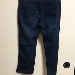 わかりにくいですが豹柄　ストレッチ　ジーンズの画像