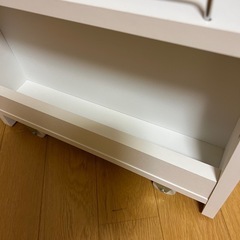 隙間収納ラックの画像