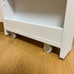 隙間収納ラックの画像