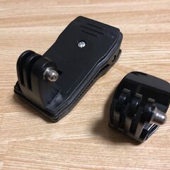 新品）アクションカメラ等の三脚アダプター２個の画像