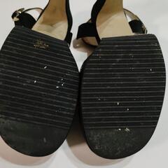 数回しか履いてないと思われる靴　ヒールの画像
