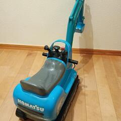 子供用ショベルカーの画像