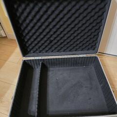 アルミケース  アタッシュケース アルミバッグの画像