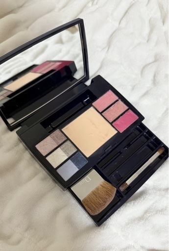 Dior メイクパレット アイシャドウ リップ ファンデーション (n