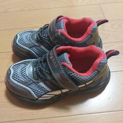 未使用　スニーカー　17㎝の画像
