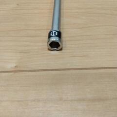 六角ボルトを回す工具の画像