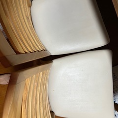 ダイニングテーブルの画像
