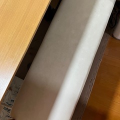 ダイニングテーブルの画像