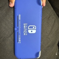 8月20日〜21日まで値下げ任天堂Switch ブルーの画像