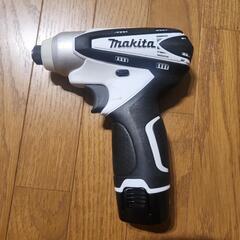 マキタ　インパクトドライバー　TD090Dの画像