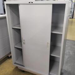 ●TRUSCO トラスコ 引違い戸 書庫 キャビネット 幅88cm 高111cm　オフィス家具 会社 事務所 公民館 店舗のバックヤードの画像