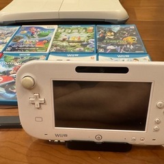 WiiUセット+ソフト8本+Wii Fit Uセット
の画像