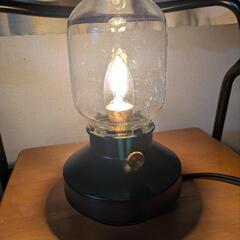 イケア　テーブルランプ　グリーンの画像