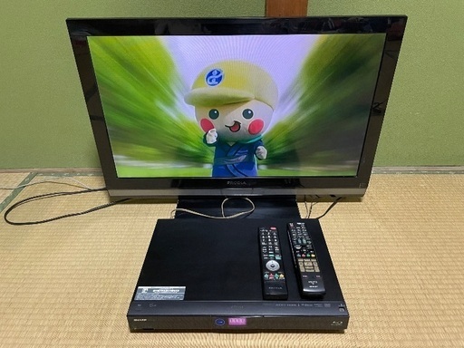 値下げしました！32型TVとAQUOS DVDレコーダーセット テレビ