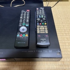 32型TVとAQUOS DVDレコーダーセット　テレビの画像