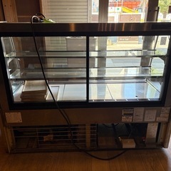 [差し上げます]　冷蔵ショーケースの画像