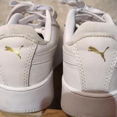 PUMA　厚底　スニーカーの画像