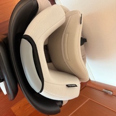 マキシコシ　チャイルドシート　アクシスフィックスの画像