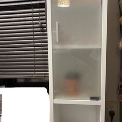 （お話中）スリムタイプ食器棚の画像