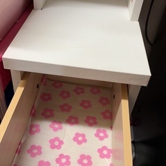 （お話中）スリムタイプ食器棚の画像