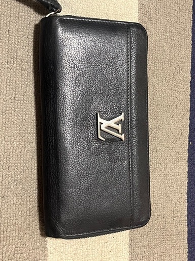 ルイヴィトンロックミー