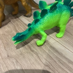 恐竜おもちゃの画像