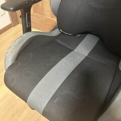 【Bauhutte】RS-950-RR ゲーミングチェア（中古）の画像
