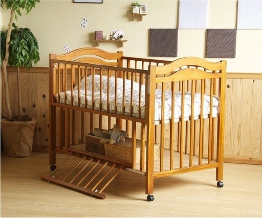 ベビーベッド　アリス　ブラウン