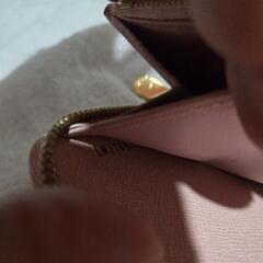 LOUIS VUITTON  ルイヴィトン　財布、キーケースの画像