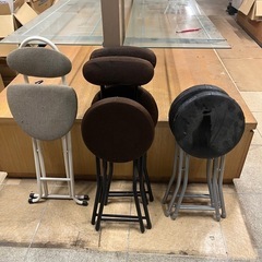 無料で差し上げます。ニトリ　小型折り畳み椅子　5点まとめて【交渉中】
の画像