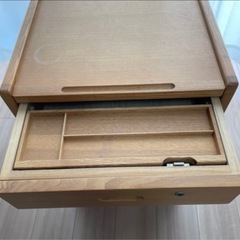 サイドテーブル の画像