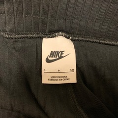 【美品】NIKE ナイキ フレアパンツ リブ タイト レギンス フレアードパンツの画像