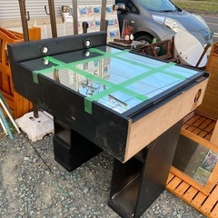 アンティーク家具　ライト付きの画像