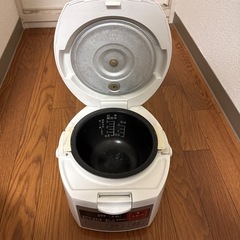 SHARP 炊飯器の画像