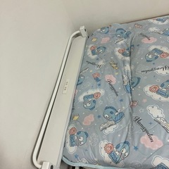 ニトリ　ベッドフレーム　シングル　コンセント付の画像