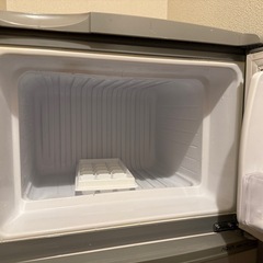 冷蔵庫　AQUAの画像