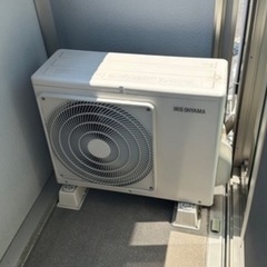 【超美品】アイリスオーヤマ エアコン IRA2204w の画像