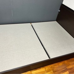 ダブルベッド　フレームの画像