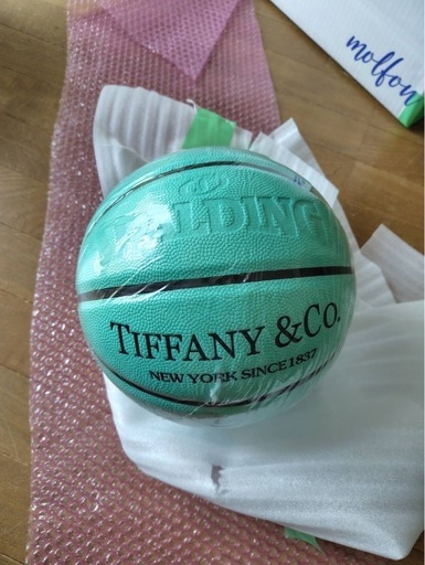 ティファニー バスケットボール