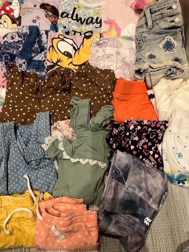 子供服120　女の子　夏服大量78枚まとめ売り☆おまけ4つ付き 子供服120 女の子 夏服大量78枚まとめ売り☆おまけ4つ付き 楽天