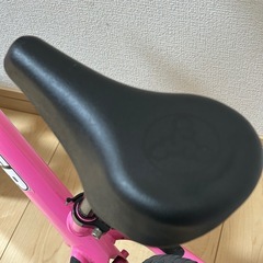 ストライダー　ピンク　キックバイクの画像