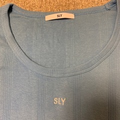 【美品】SLY スライ 半袖Tシャツの画像